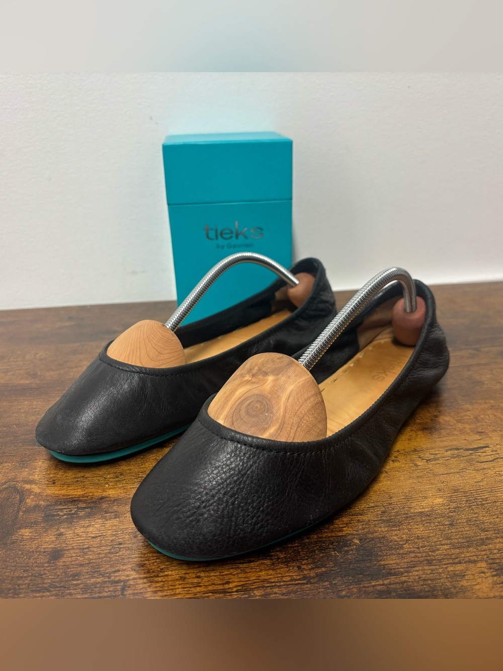 TIEKS by Gavrieli Black Leather Foldable Ballet Flats Women’s Shoes Size 8